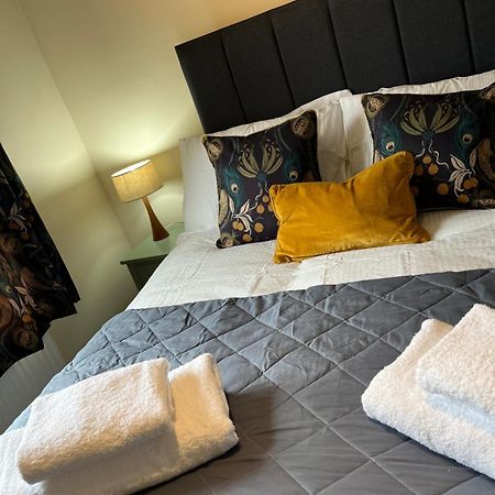 Hare And Hounds Hotel Foulridge Eksteriør billede